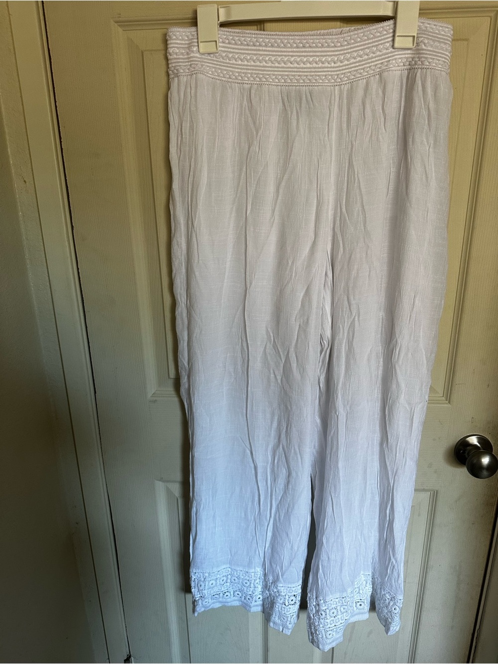JM Collection Women’s White Crochet-Trim Wide Leg Pants